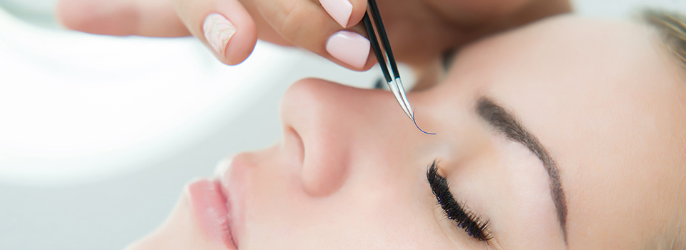 その時々のまつげのコンディションに合わせた、「痛くない、傷めないまつげエクステ」を基本としています。